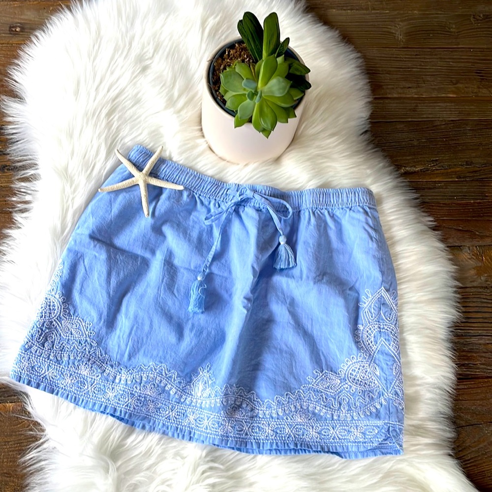 Vineyard Vines embroidered cotton blue chambray mini skirt size XS